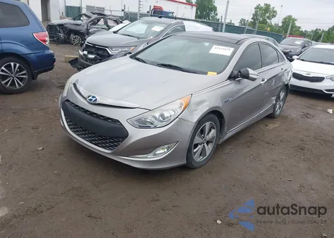 2012 Hyundai Sonata Hybrid from USA, damaged, VIN KMHEC4A43CA025040